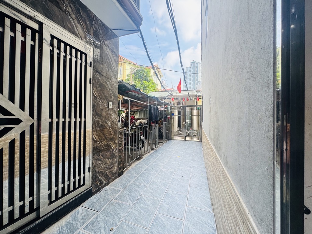 BÁN NHÀ RIÊNG ĐƯỜNG AN DƯƠNG VƯƠNG  -LÔ GÓC - NGÕ THÔNG,  TIỆN ÍCH BẠT NGÀN.